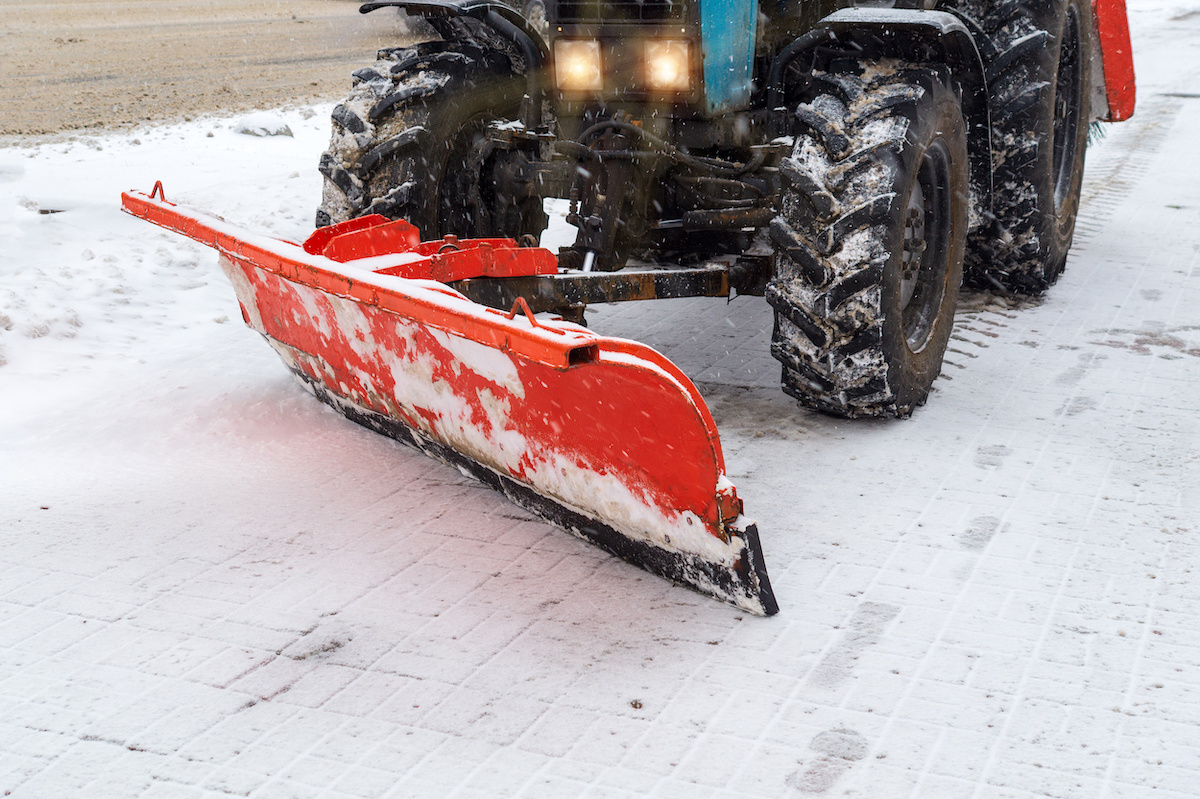 How Much Snow Can an ATV Plow?