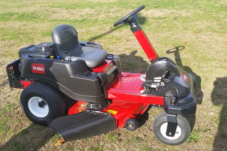 Zero turn riding lawn mower with steering wheel sale